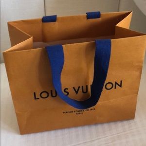 Louis vuttion shopping bag